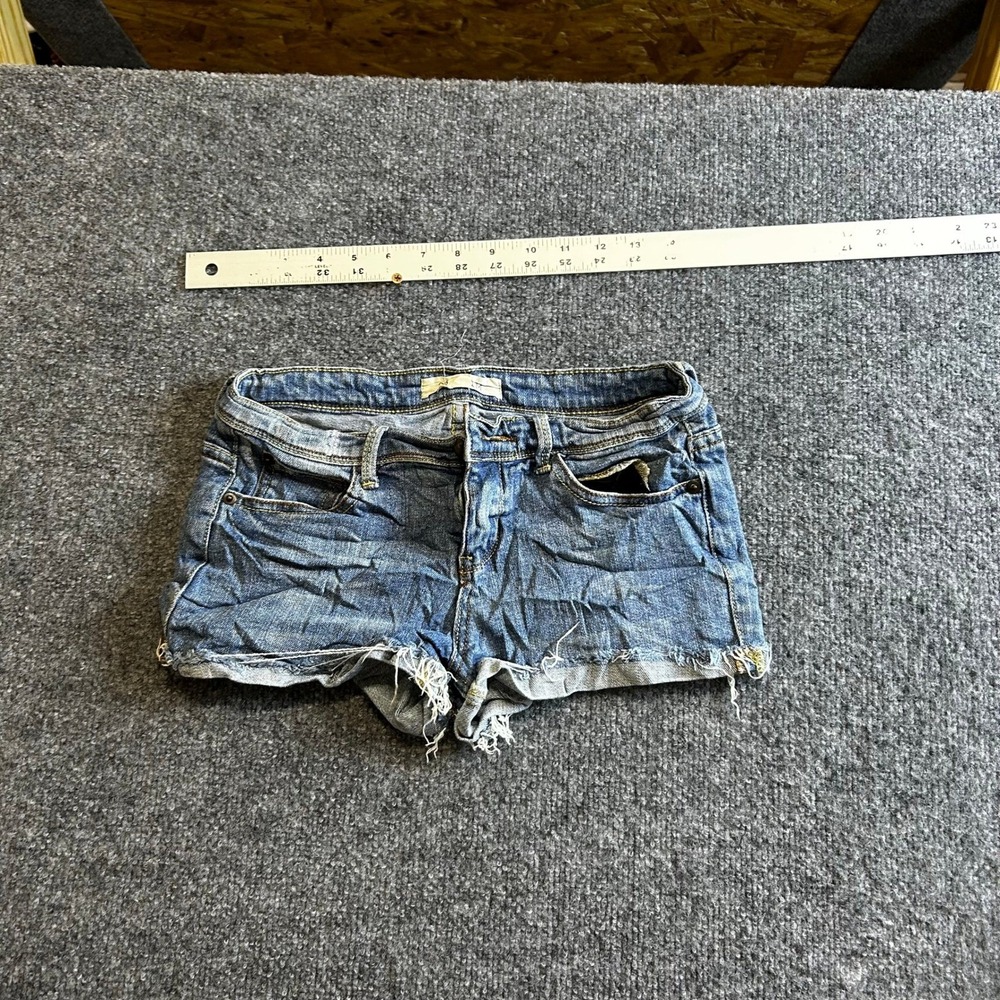 21 Denim Shorts Womens Size 25 Blue Distressed Low Rise Raw Hem Cutoff Casual